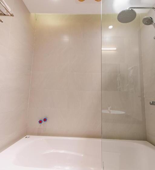 1 Bedroom Penthouse Apartment, Merry House Imperia
