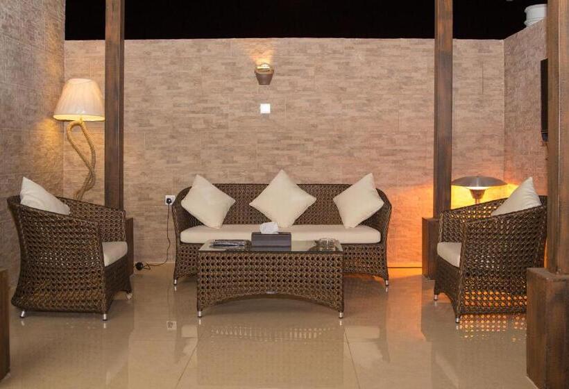 Suite with Terrace, Al Mokhtar Furnished Units