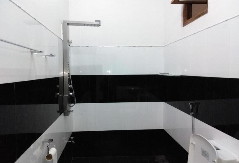 اتاق لوکس با بالکن, Jade Green Rest Inn