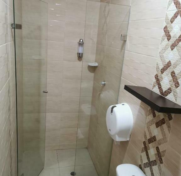 اتاق خانوادگی, Hostal Casa Roma
