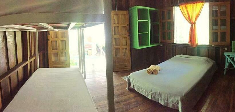 اتاق خانوادگی با سرویس بهداشتی مشترک, Madre Selva Hostel