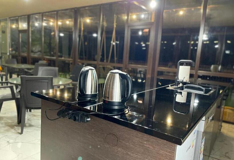 اتاق خانوادگی, Guest House Royal Comfort With Terrace