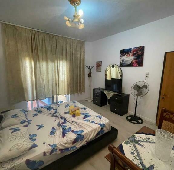 اتاق استاندارد, Neo Apartments