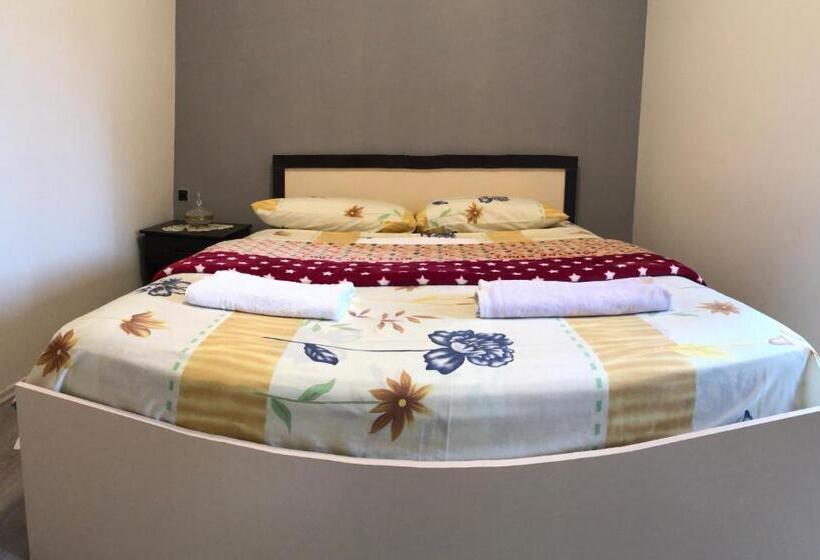اتاق استاندارد, Neo Apartments