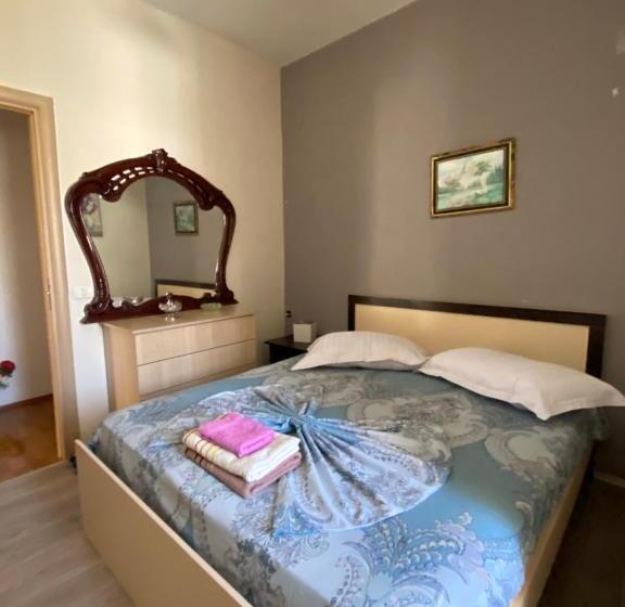 اتاق استاندارد, Neo Apartments