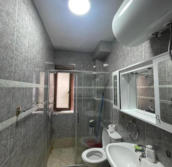 آپارتمان 1 خوابه با بالکن, Neo Apartments