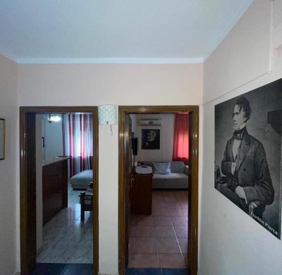 آپارتمان 1 خوابه با بالکن, Neo Apartments