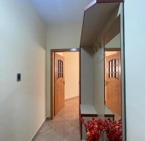 آپارتمان 1 خوابه, Neo Apartments