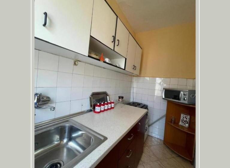 آپارتمان 3 خوابه, Neo Apartments