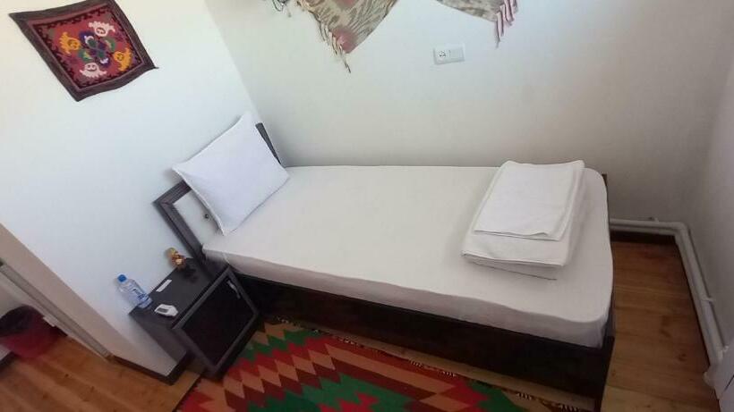 اتاق استاندارد یک نفره, Khiva Tosh Darvoza & Trip Service