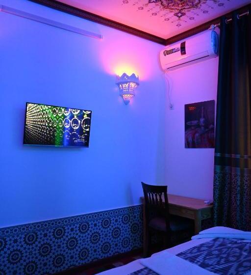 اتاق لوکس, Khiva Tosh Darvoza & Trip Service