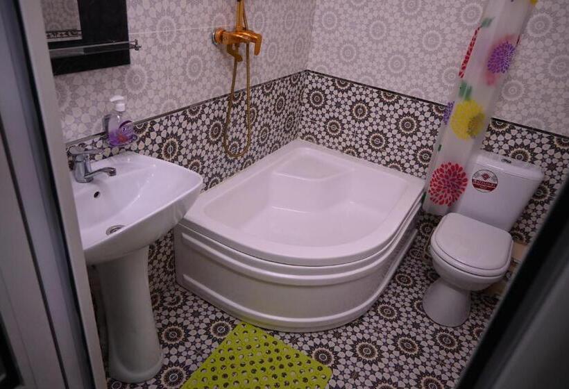 اتاق لوکس, Khiva Tosh Darvoza & Trip Service