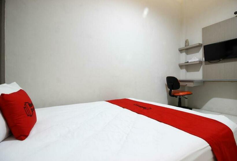 اتاق استاندارد, Reddoorz Plus Near Upn Jogjakarta 2