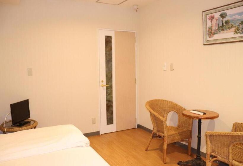 اتاق استاندارد, Okinawa Guest House Grand Naha