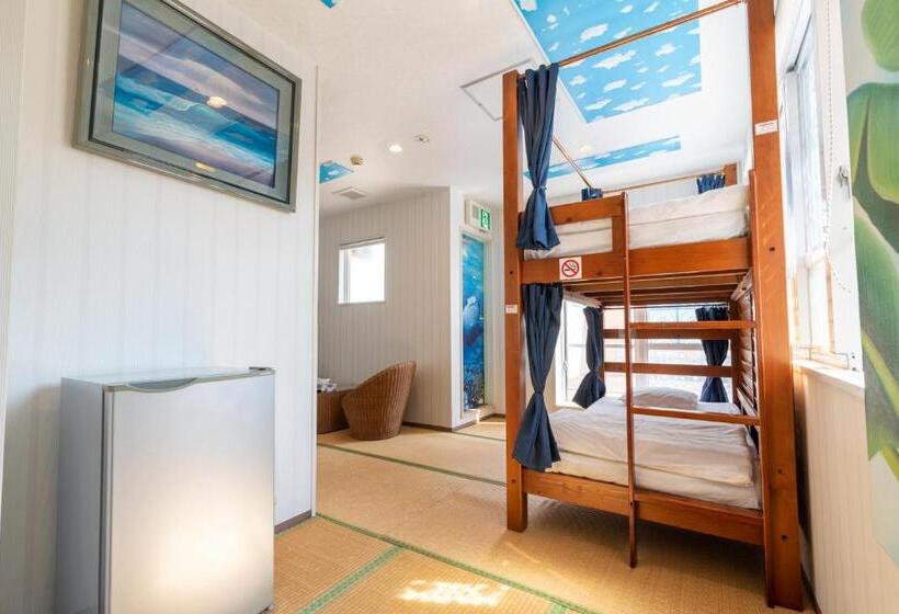 اتاق استاندارد سه نفره, Guest House Grand Naha