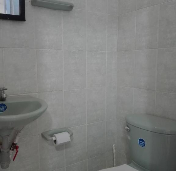 اتاق استاندارد با بالکن, Hostal Casa Yhoanny