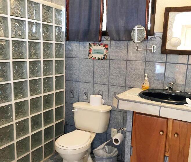 اتاق استاندارد با چشم‌انداز دریا, Cabinas Jimenez