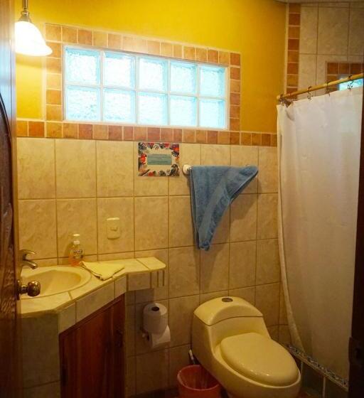اتاق لوکس با چشم‌انداز دریا, Cabinas Jimenez