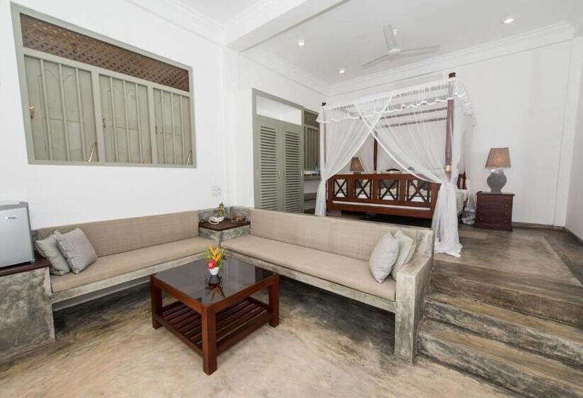 اتاق لوکس, The Horizon Hill Top Villa