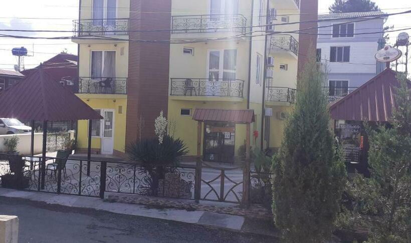 اتاق استاندارد سه تخته با بالکن, Villa Ureki