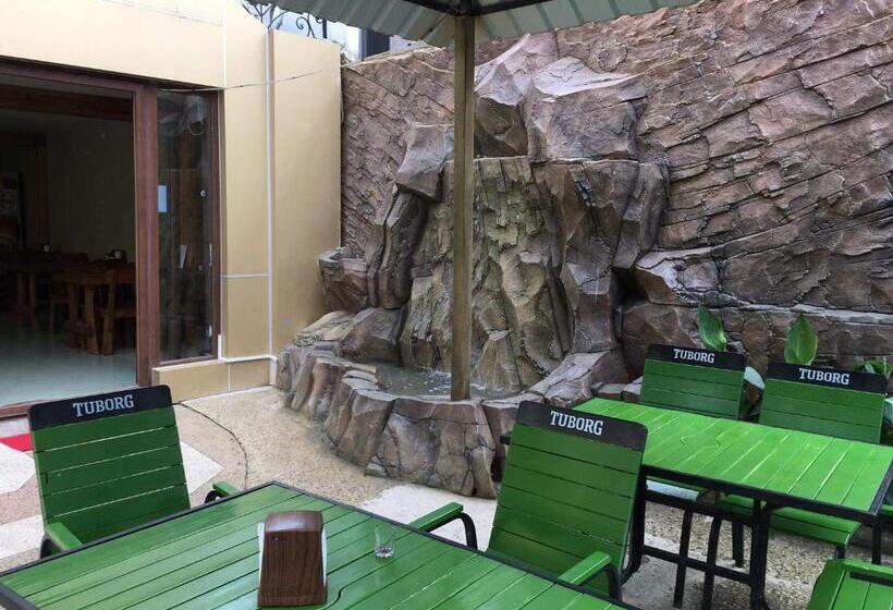 اتاق استاندارد چهارنفره با بالکن, Villa Ureki