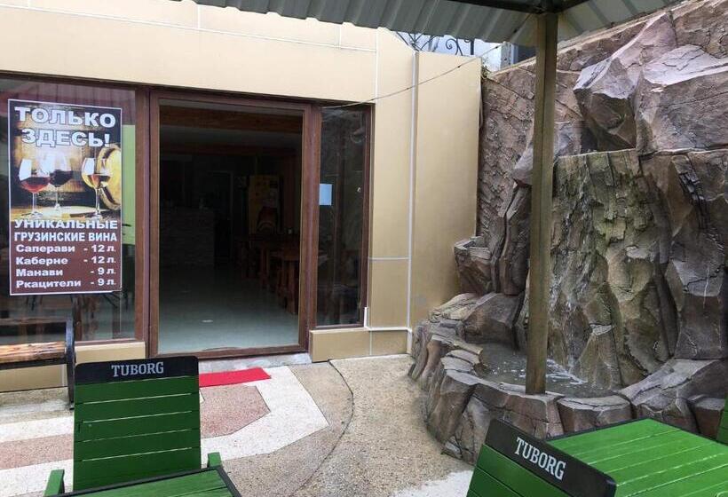 اتاق استاندارد چهارنفره با بالکن, Villa Ureki