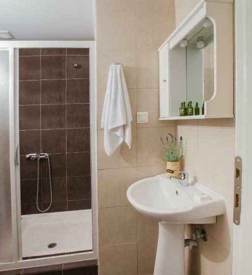 استودیوی استاندارد, Kassandra Studios