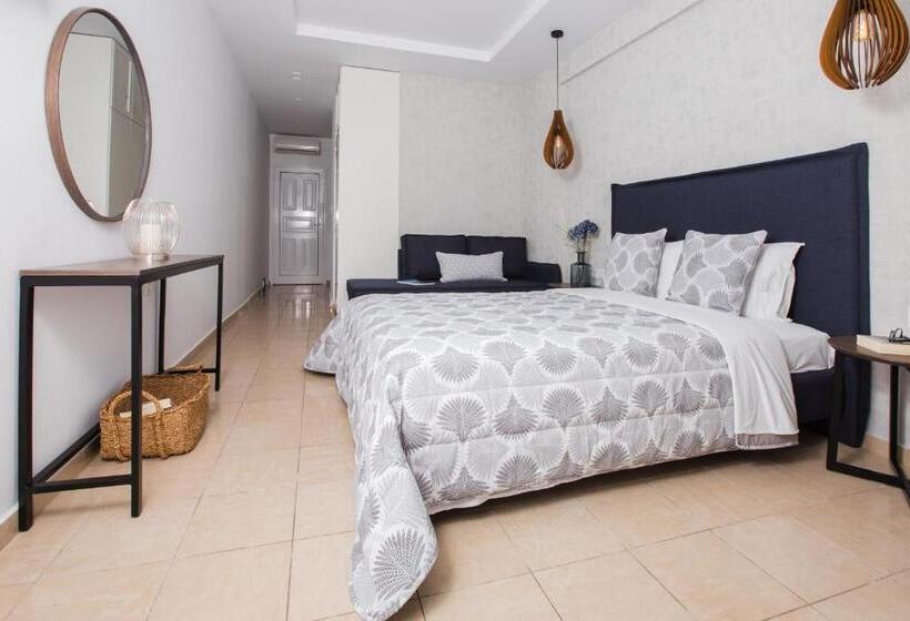 استودیوی استاندارد, Kassandra Studios