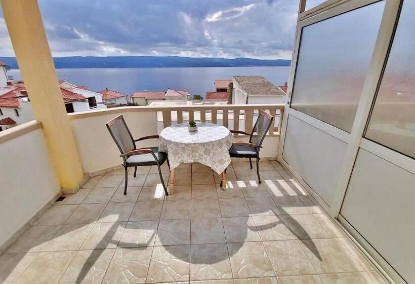 استودیوی استاندارد, Apartments Nemira