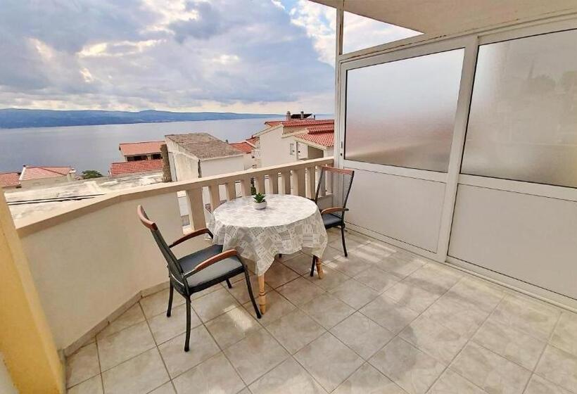 استودیوی استاندارد, Apartments Nemira