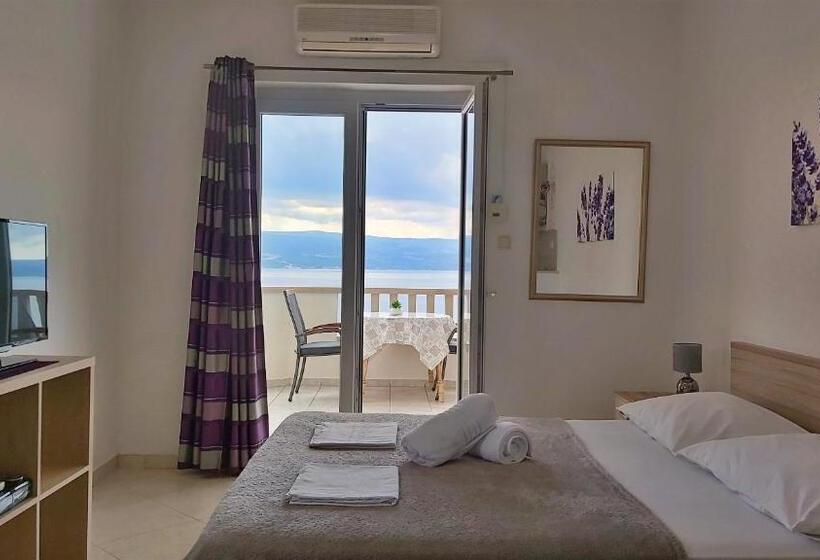 استودیوی استاندارد, Apartments Nemira