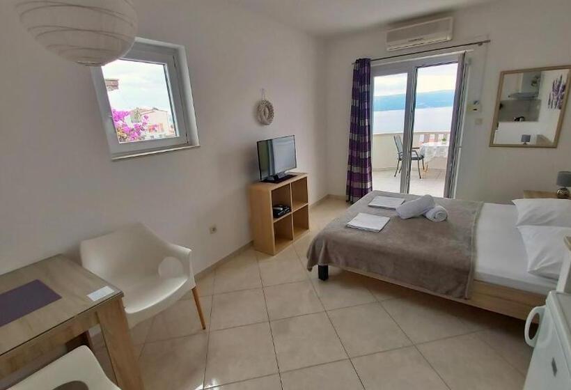 استودیوی استاندارد, Apartments Nemira