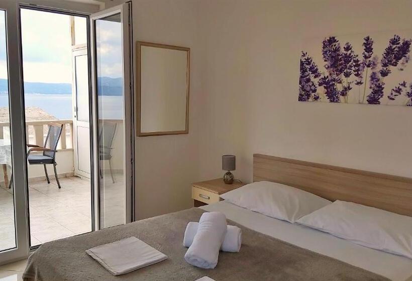 استودیوی استاندارد, Apartments Nemira