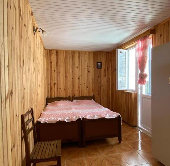 اتاق لوکس, Guest House Mari