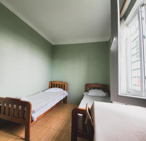 Triple Room Sea View, Ureki House
