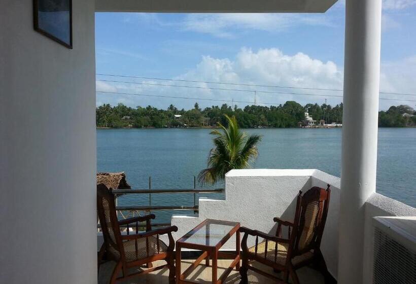 Economy Room, Villa River View