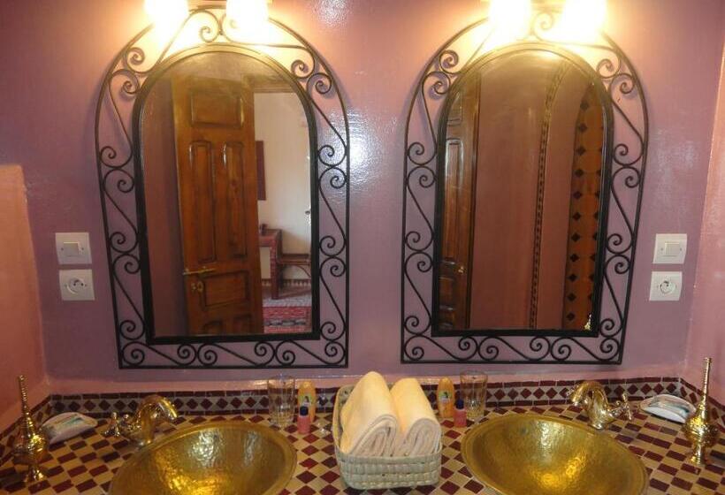 اتاق استاندارد, Dar Yanis