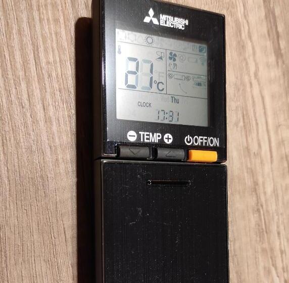 اتاق سوپریور, Black