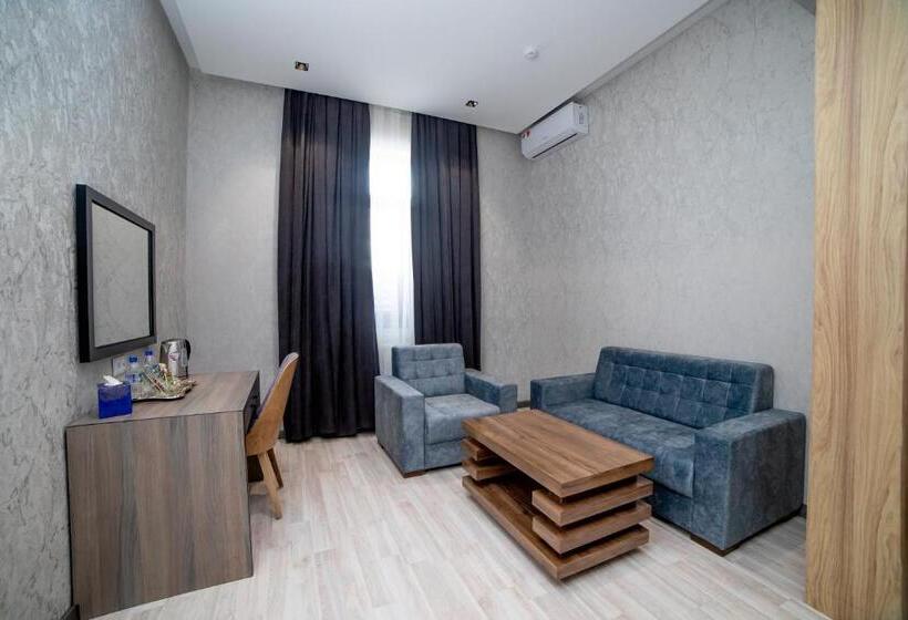 سوییت, New York Tashkent