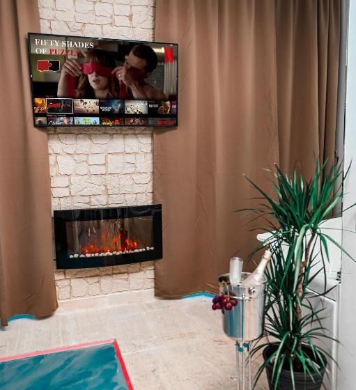 سوییت لوکس, Puzzle Apartaments&studios