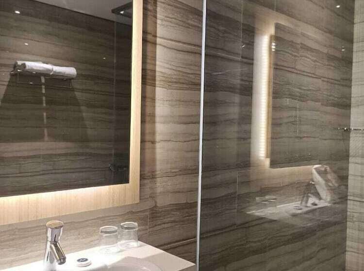سوییت, Batiqa Hotel Jayapura