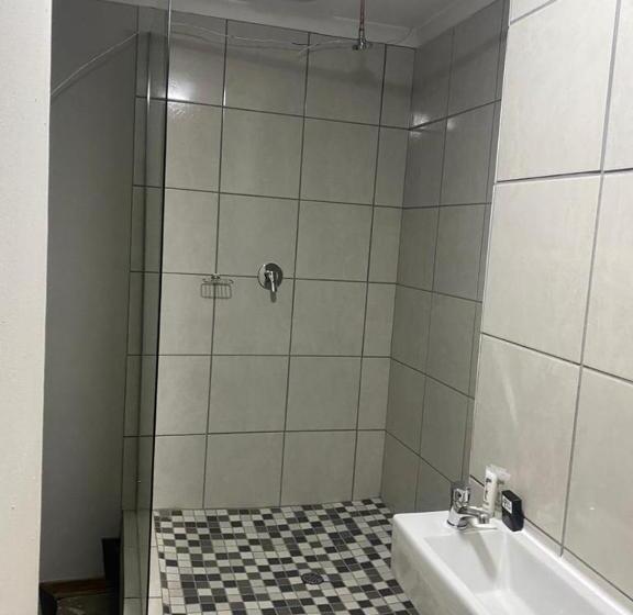 اتاق استاندارد با بالکن, Ndzuti Guest House