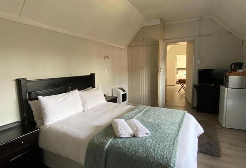 اتاق استاندارد با چشم‌انداز باغ, Ndzuti Guest House