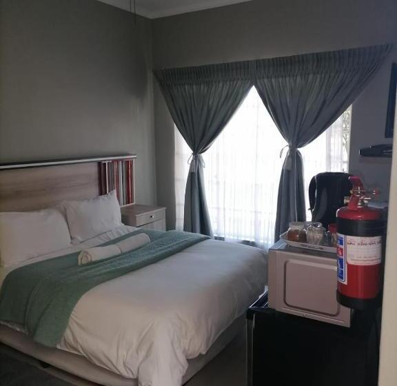اتاق استاندارد, Ndzuti Guest House