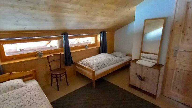 اتاق استاندارد سه نفره, Chalet Chanso