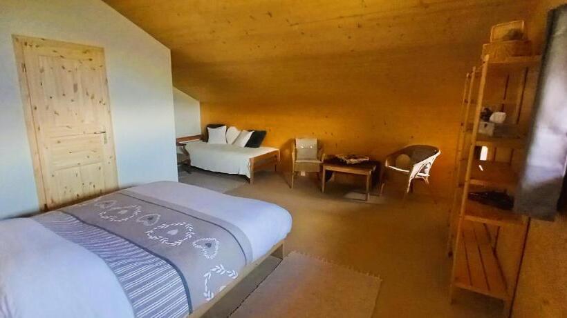 اتاق استاندارد سه نفره, Chalet Chanso