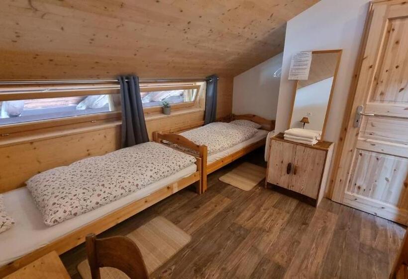 اتاق استاندارد سه نفره, Chalet Chanso