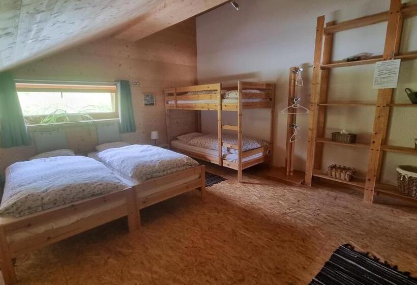 اتاق خانوادگی, Chalet Chanso