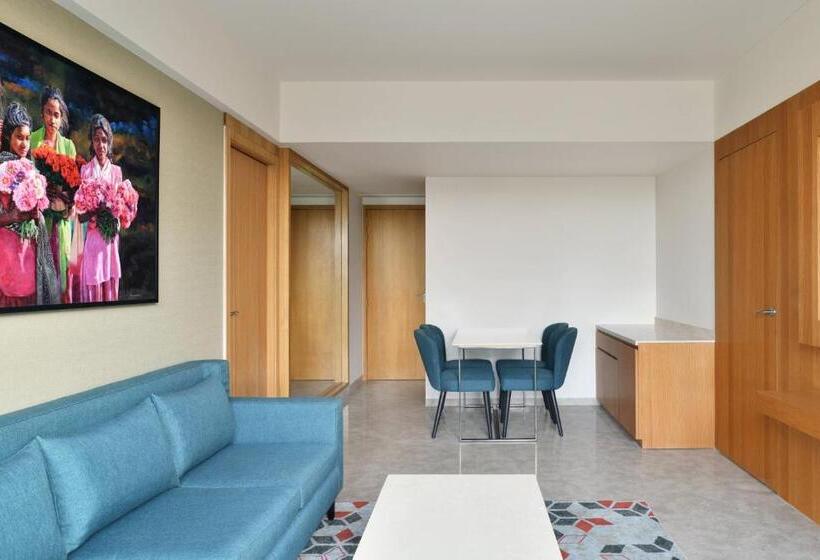 سوئیت پرزیدنت, Courtyard By Marriott Nashik