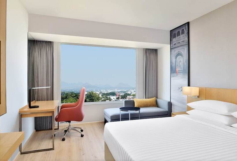 سوئیت پرزیدنت, Courtyard By Marriott Nashik